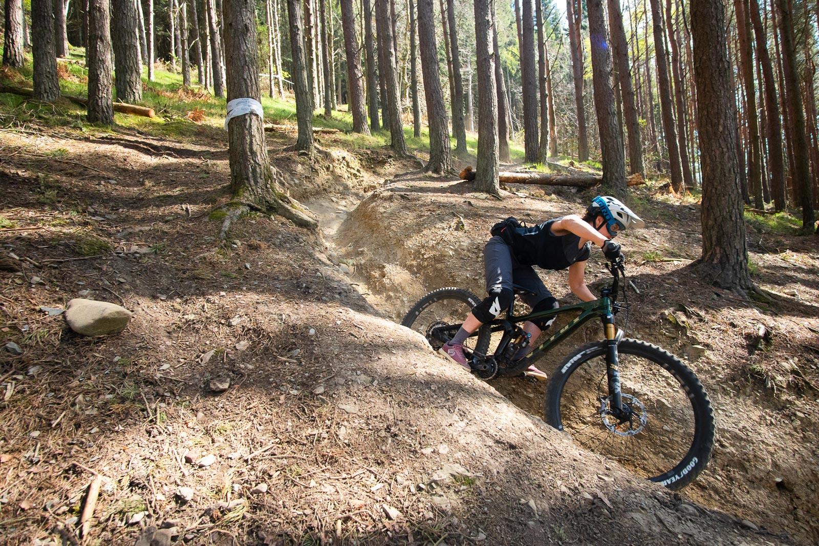 goodyear newton mtf braking characteristics modulated good grip