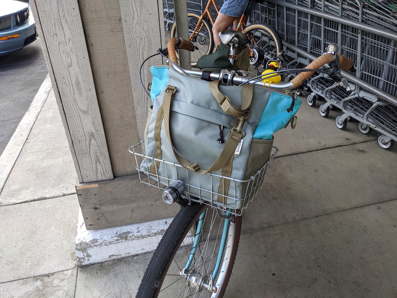 Tunitas Basket Tote 137 in Wald 137 basket