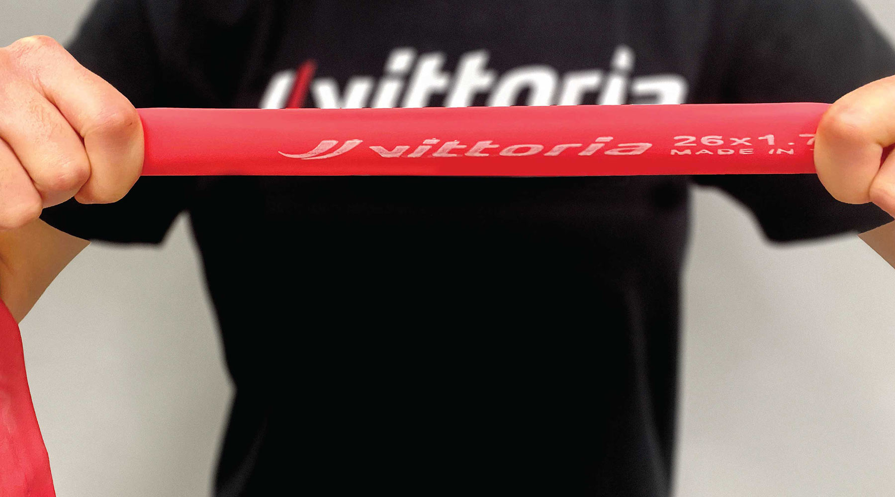 Vittoria Bike Inner Tube White Paper, stretched Latex tube